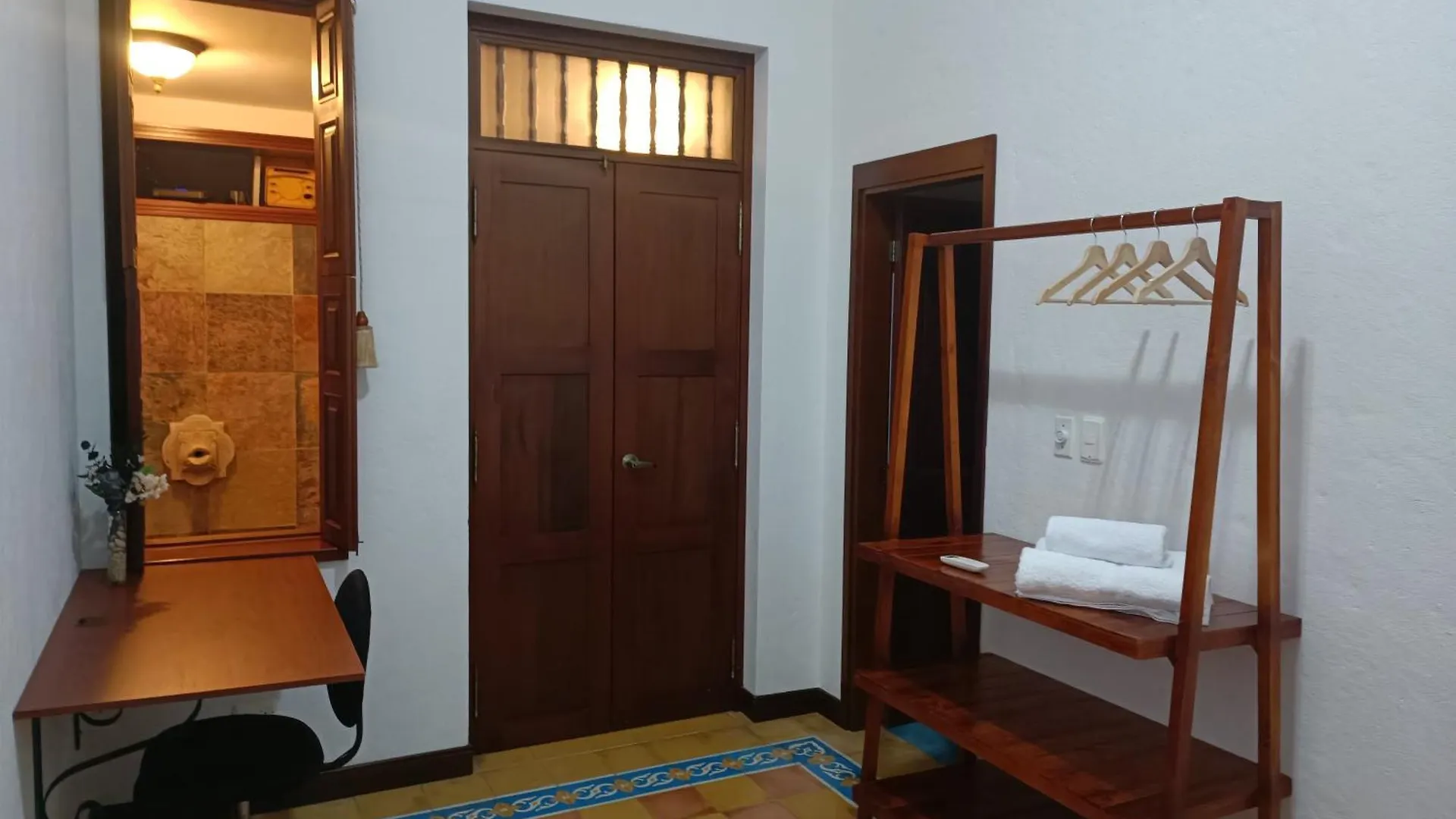Bed and Breakfast Casa Carambolo Cali