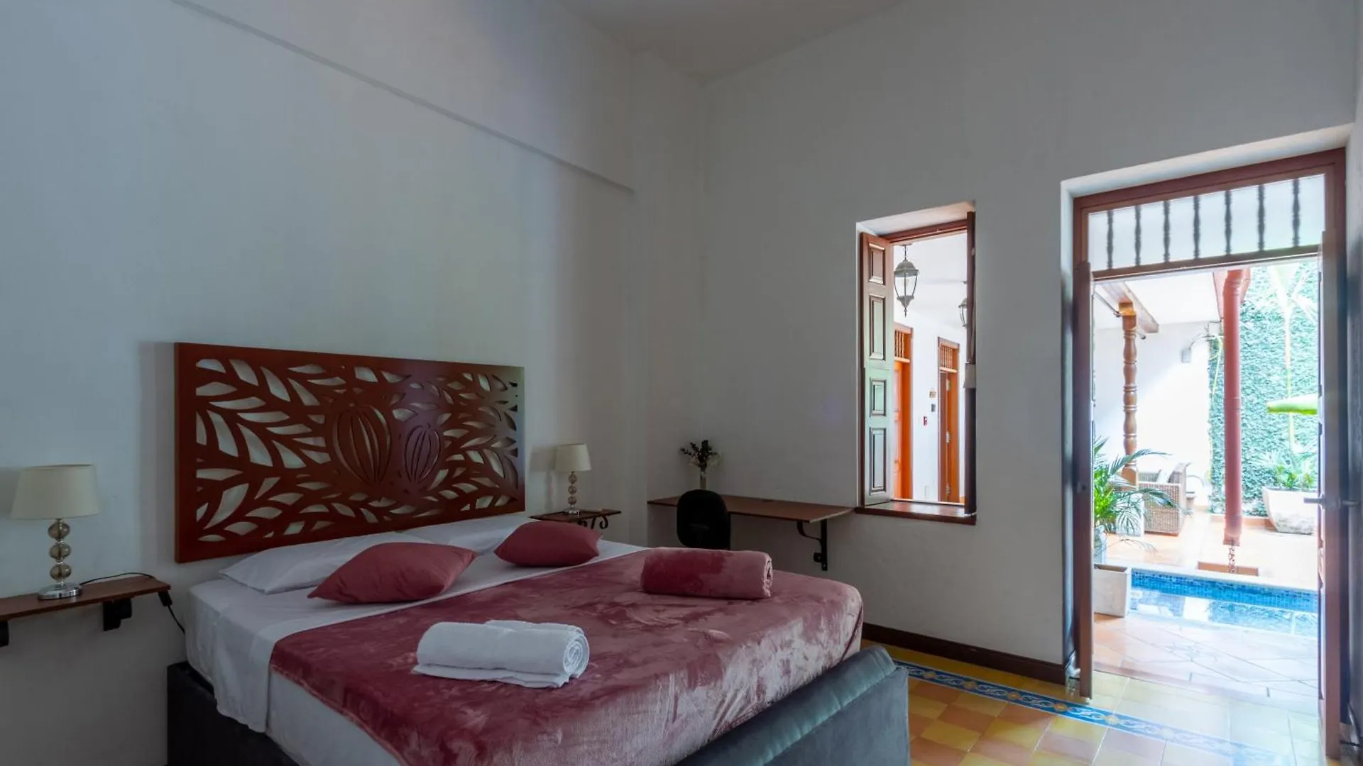 Bed and Breakfast Casa Carambolo Cali