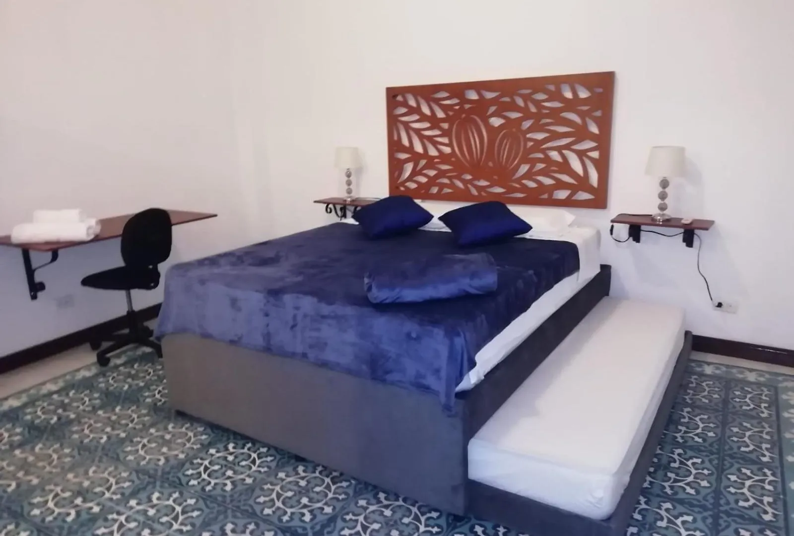 Casa Carambolo Bed & Breakfast Cali