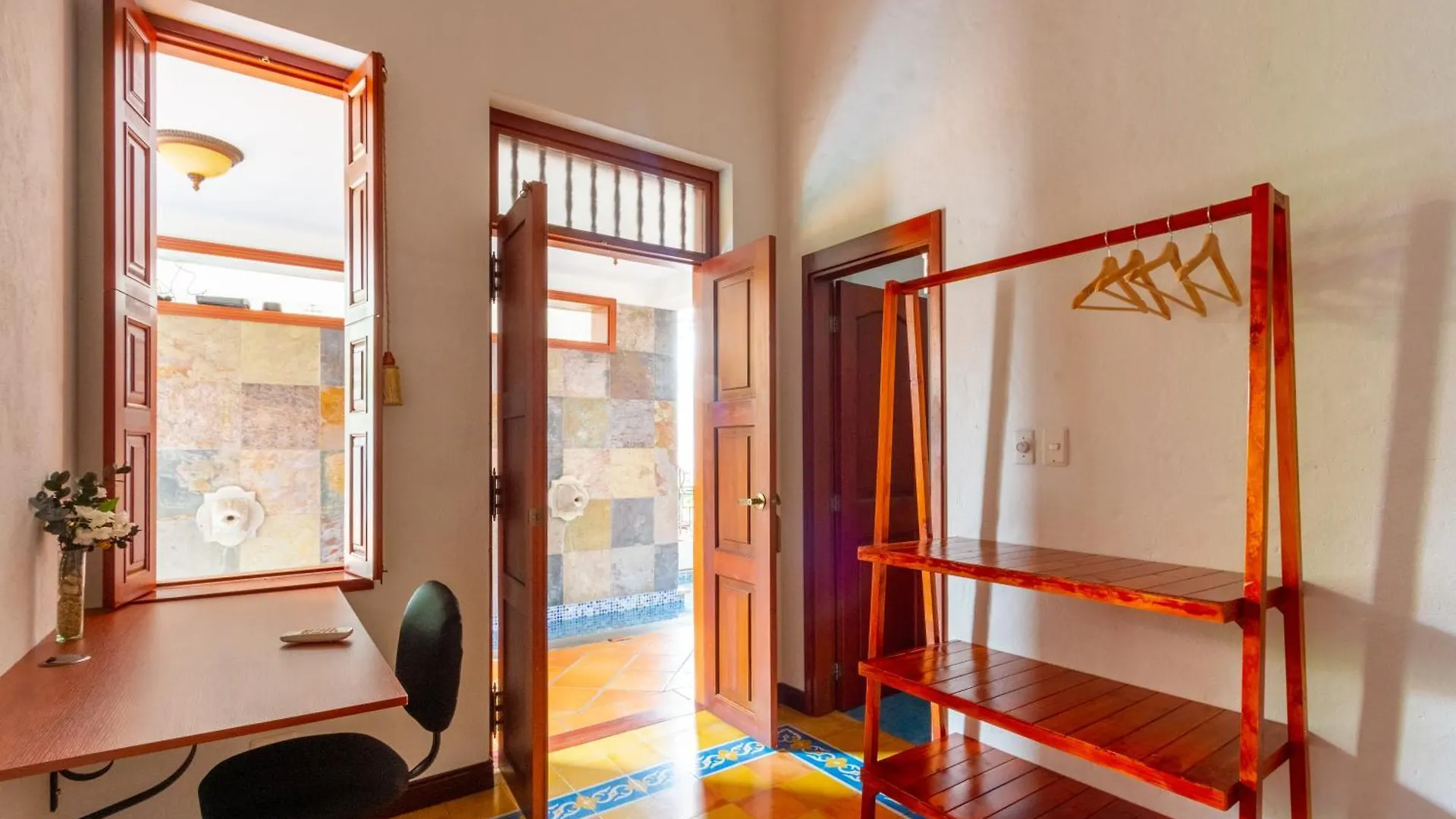 Casa Carambolo Bed & Breakfast Cali 0*,  Colombia