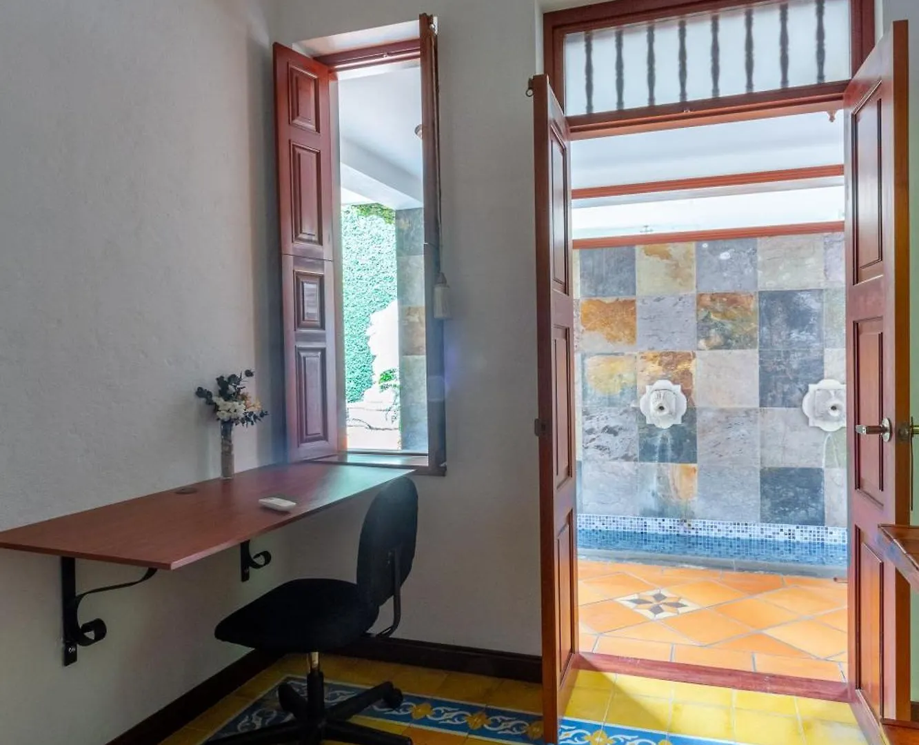 Casa Carambolo Bed & Breakfast Cali Colombia