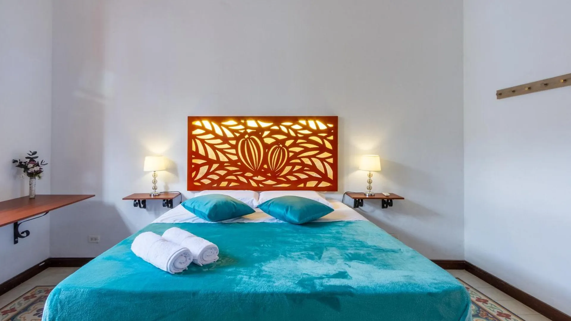 Casa Carambolo Bed & Breakfast Cali