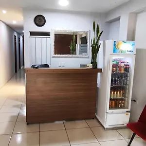  Pensión Guayacan